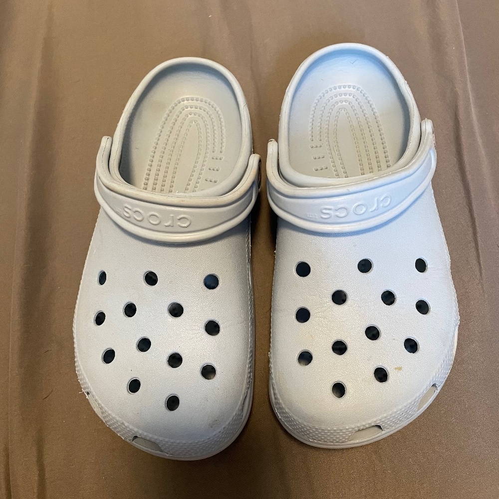Like new crocs